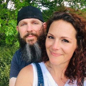 Meet your Posher, Hilary